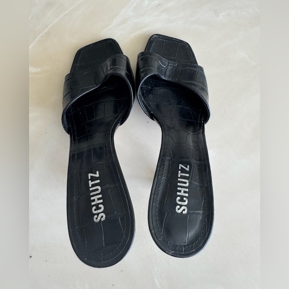 Schutz Posseni 90MM Embossed Leather Sandals - Picture 4 of 7